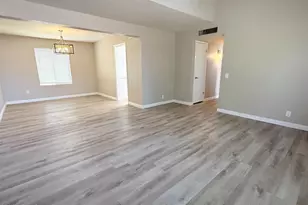 1529 E Edgewater Dr, Tempe, AZ 85283 - Photo 3