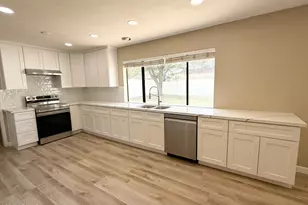 1529 E Edgewater Dr, Tempe, AZ 85283 - Photo 25