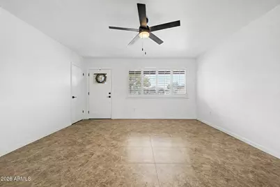 242 E Heather Avenue, Gilbert, AZ 85234 - Photo 11