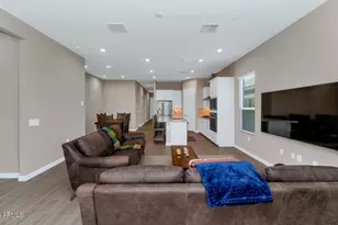 21926 N 61st Wy, Phoenix, AZ 85054 - Photo 21