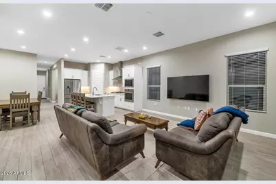21926 N 61st Way, Phoenix, AZ 85054 - Photo 19