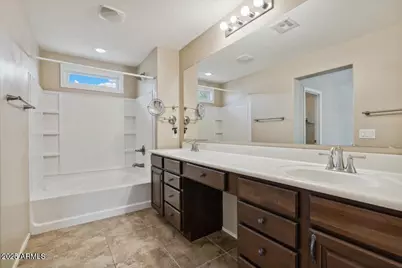 2233 E Pecan Road, Phoenix, AZ 85040 - Photo 11