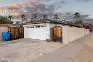 301 W Holly St, Phoenix, AZ 85003 - Photo 29