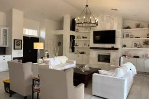 8741 W Wescott Dr, Peoria, AZ 85382 - Photo 9