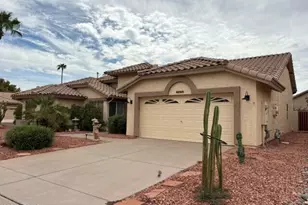 8741 W Wescott Dr, Peoria, AZ 85382 - Photo 3