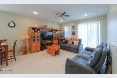 40010 W Rio Lobo Drive, Maricopa, AZ 85138 - Photo 9