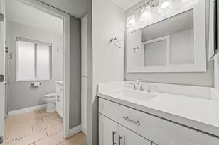 10515 W Kingswood Cir, Sun City, AZ 85351 - Photo 5