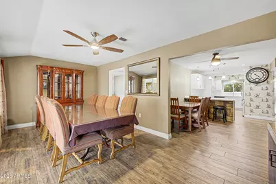 10515 W Kingswood Circle, Sun City, AZ 85351 - Photo 3
