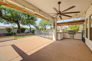 12436 N 56th Dr, Glendale, AZ 85304 - Photo 11