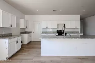 25640 W Coles Rd, Buckeye, AZ 85326 - Photo 15