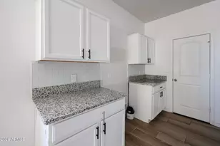 25640 W Coles Rd, Buckeye, AZ 85326 - Photo 17