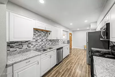 5827 W Montecito Avenue, Phoenix, AZ 85031 - Photo 7