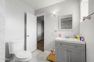 5827 W Montecito Ave, Phoenix, AZ 85031 - Photo 15