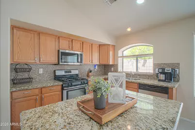 42539 W Bunker Drive, Maricopa, AZ 85138 - Photo 3
