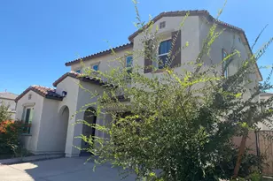 823 W Gail Dr, Chandler, AZ 85225 - Photo 1
