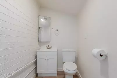 3622 W Sunland Avenue, Phoenix, AZ 85041 - Photo 21