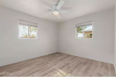 3622 W Sunland Avenue, Phoenix, AZ 85041 - Photo 17