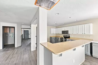 15410 N 170th Lane, Surprise, AZ 85388 - Photo 13