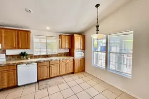 10960 N 67th Ave, Glendale, AZ 85304 - Photo 7