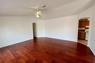 10960 N 67th Ave, Glendale, AZ 85304 - Photo 13