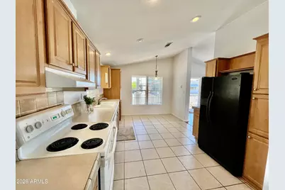 10960 N 67th Avenue #94, Glendale, AZ 85304 - Photo 5
