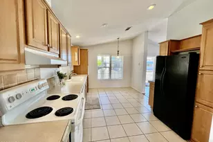 10960 N 67th Ave, Glendale, AZ 85304 - Photo 5