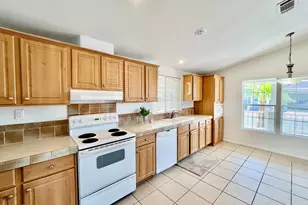 10960 N 67th Ave, Glendale, AZ 85304 - Photo 5