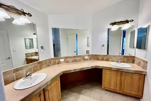10960 N 67th Ave, Glendale, AZ 85304 - Photo 17