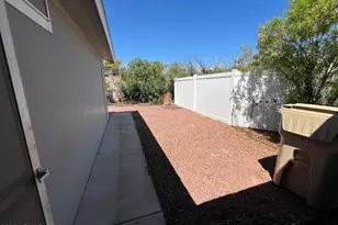 10960 N 67th Ave, Glendale, AZ 85304 - Photo 23