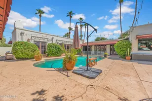 2102 Encanto Dr SW, Phoenix, AZ 85007 - Photo 45