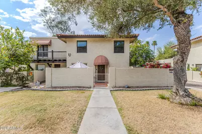 7640 N Dreamy Draw Drive #3, Phoenix, AZ 85020 - Photo 1