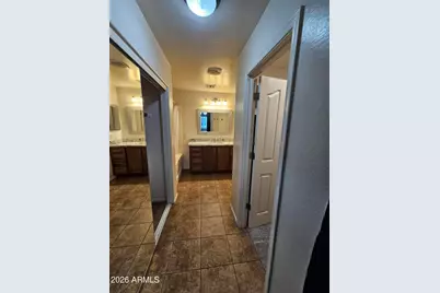 1638 S Martingale Road, Gilbert, AZ 85295 - Photo 11
