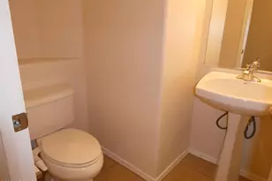 8812 W Glenn Dr, Glendale, AZ 85305 - Photo 7