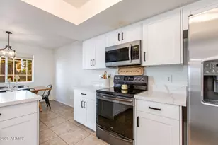 8225 N Central Ave, Phoenix, AZ 85020 - Photo 15