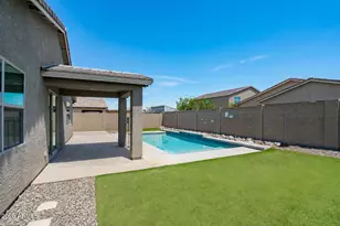 7123 S 34th Ln, Phoenix, AZ 85041 - Photo 5
