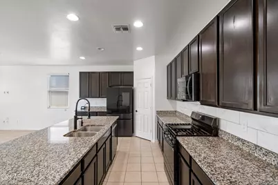 7123 S 34th Lane, Phoenix, AZ 85041 - Photo 19