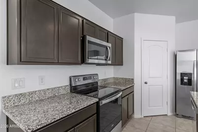 5246 E Iridium Way, San Tan Valley, AZ 85143 - Photo 9