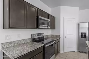 5246 E Iridium Way, San Tan Valley, AZ 85143 - Photo 9