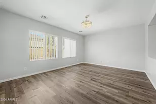 9442 W Palm Ln, Phoenix, AZ 85037 - Photo 11