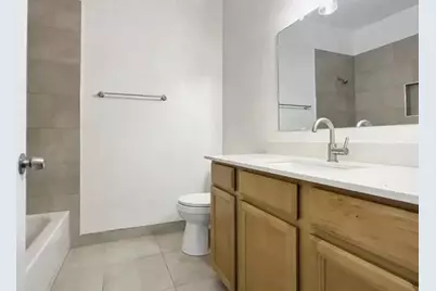 1735 W Cortez -- #106, Phoenix, AZ 85029 - Photo 3