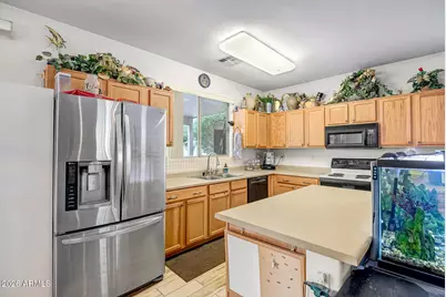 2945 W Goldmine Mountain Drive, San Tan Valley, AZ 85144 - Photo 9