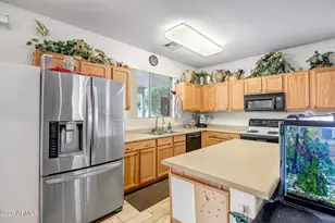 2945 W Goldmine Mountain Dr, San Tan Valley, AZ 85144 - Photo 9