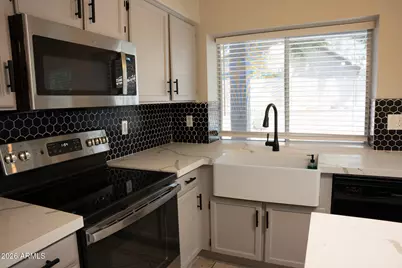 1432 E Saltsage Drive, Phoenix, AZ 85048 - Photo 33