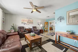 410 N 56th Pl, Mesa, AZ 85205 - Photo 5