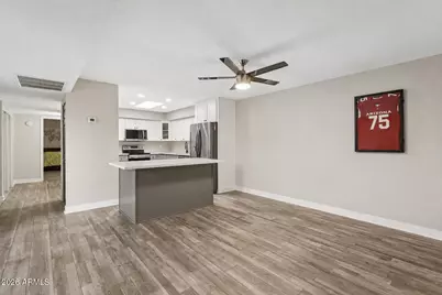 5836 W Winchcomb Drive, Glendale, AZ 85306 - Photo 17