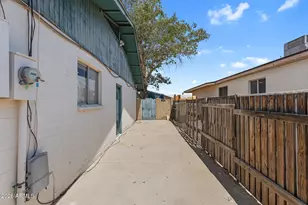 3626 W Shangri La Rd, Phoenix, AZ 85029 - Photo 27