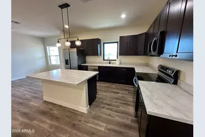 25427 W Patton Road, Wittmann, AZ 85361 - Photo 5