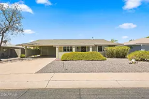 10510 W Bright Angel Cir, Sun City, AZ 85351 - Photo 9