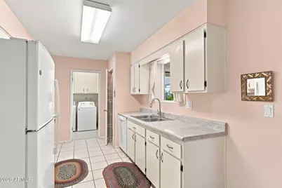 10510 W Bright Angel Circle, Sun City, AZ 85351 - Photo 15