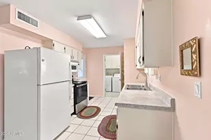 10510 W Bright Angel Cir, Sun City, AZ 85351 - Photo 13
